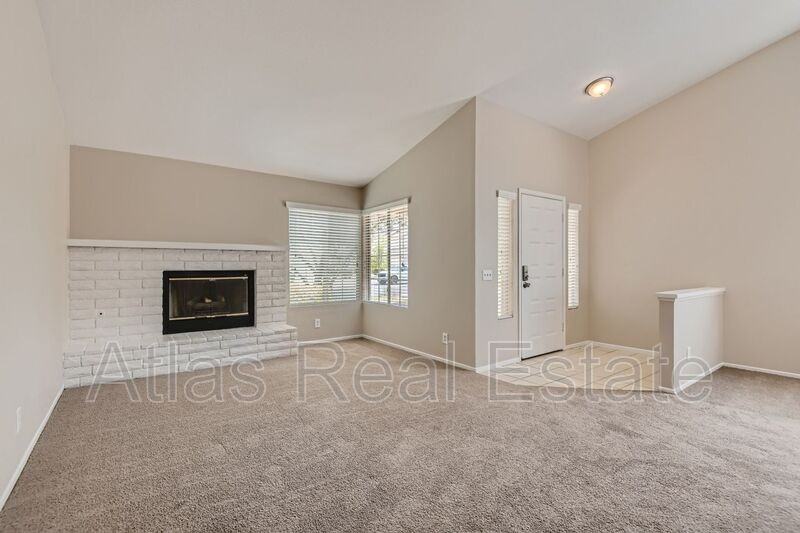 1542 Evening Shade Cir - Photo 2 of 16