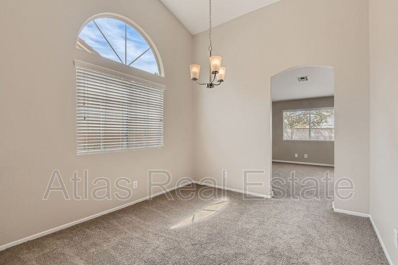 1542 Evening Shade Cir - Photo 3 of 16