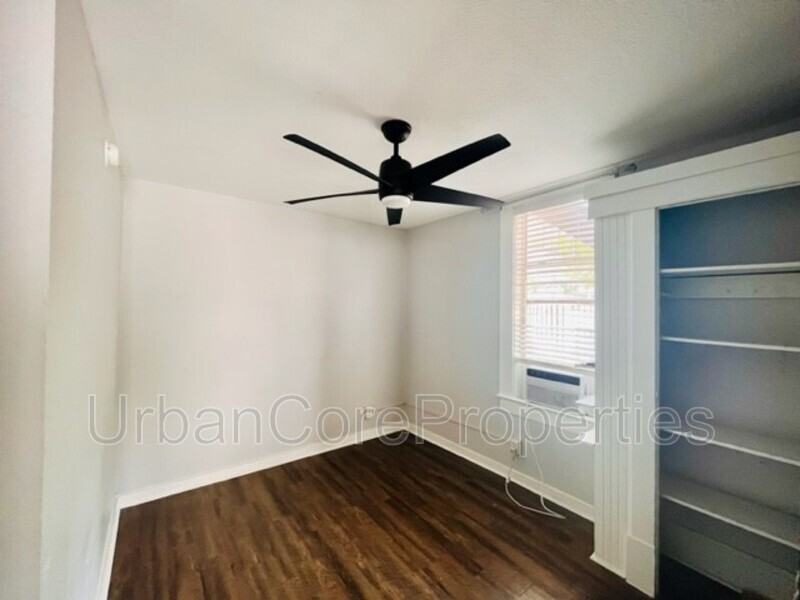 419 4th St N #3 - Photo 5 of 8