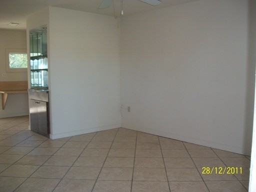 824 Mohawk Ave - Photo 3 of 9