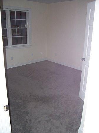 Locust St #19 - Photo 3 of 16