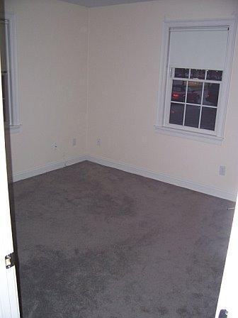 Locust St #19 - Photo 4 of 16