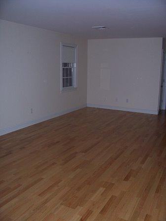 Locust St #19 - Photo 5 of 16