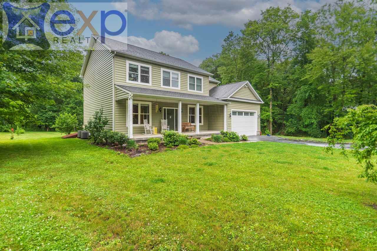 8 Angel Road - Photo 2 of 18