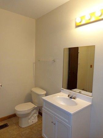 149 Highbury Dr - Photo 3 of 24