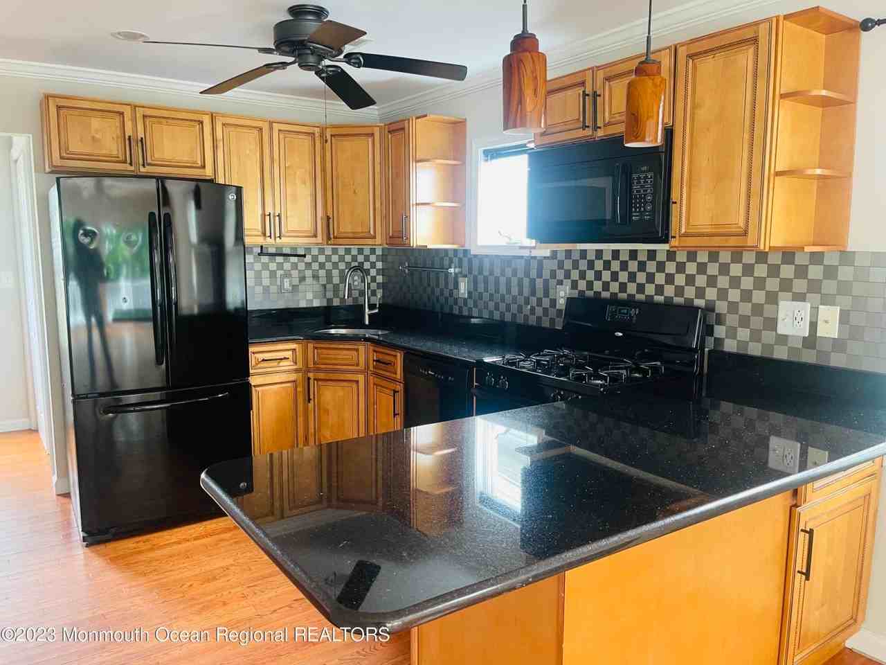 1137 Woodmere Drive - Photo 2 of 4