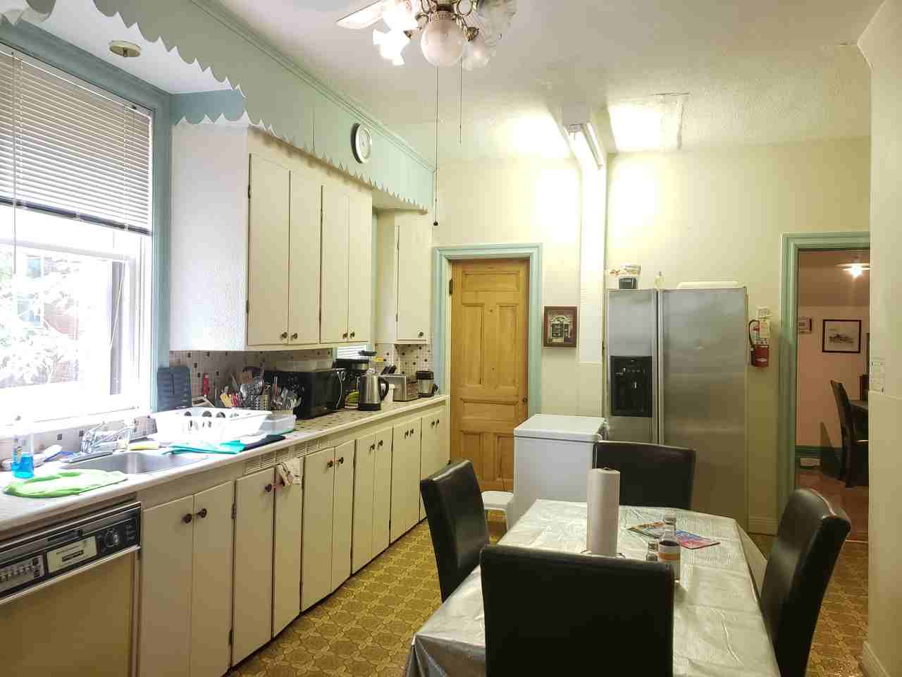 79 Stewart Street - Photo 6 of 10