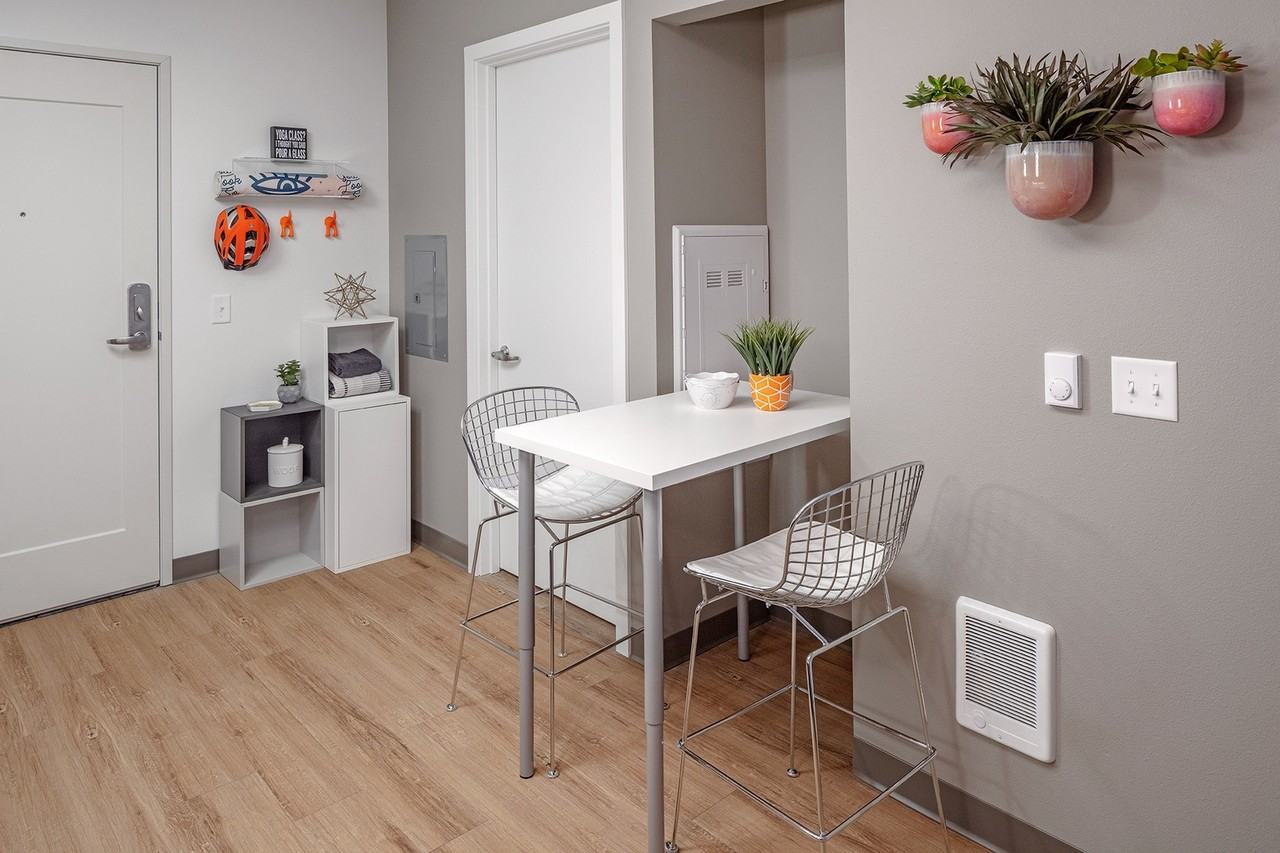 Aniva - Photo 6 of 31