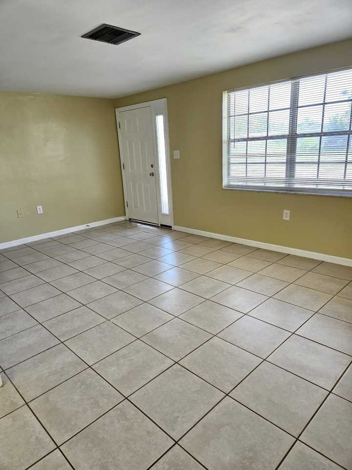 3143 Kilburn Rd #NA - Photo 2 of 9