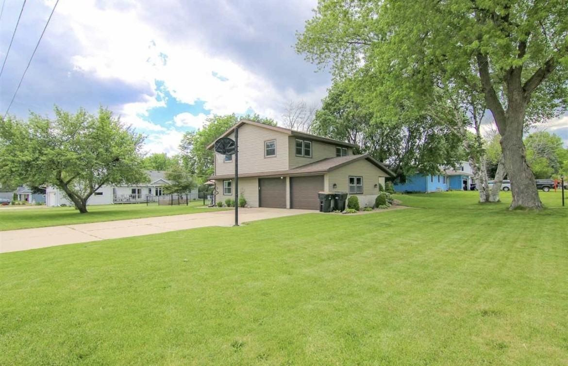 725 Russell St #NA - Photo 3 of 20