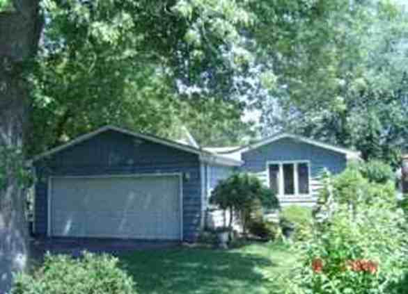 3816 W Lake Shore Dr #NA - Photo 2 of 21