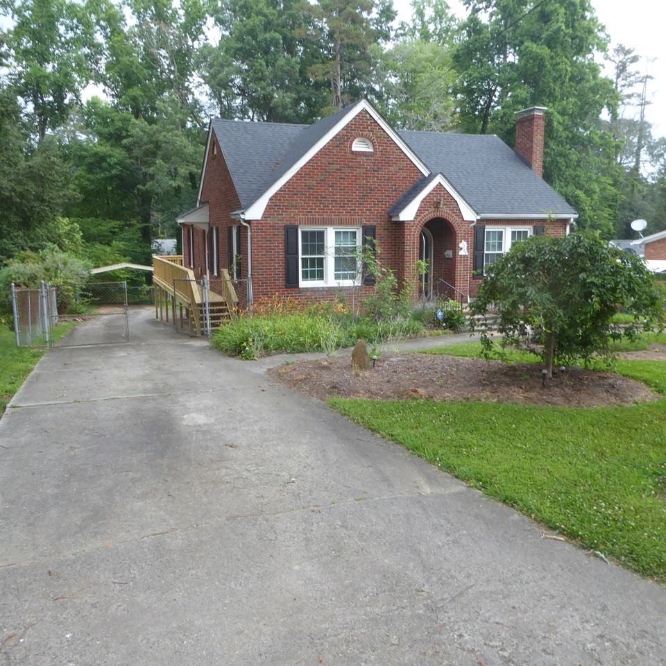 1248 Sunset Dr #NA - Photo 3 of 23