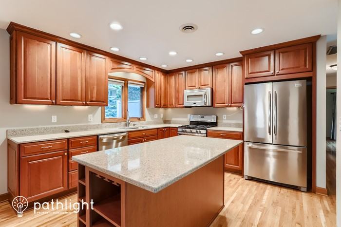 10900 27th Ave S - Photo 3 of 15