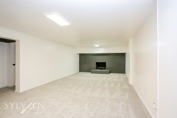 1465 Cypresswood Ct - Photo 3 of 15