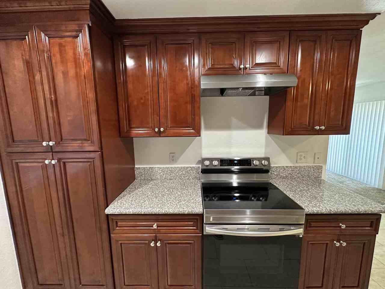 1108 W Ralston St #B - Photo 7 of 18