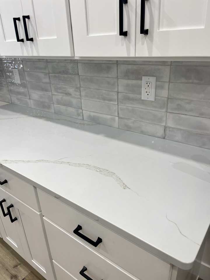 112 E Main St Uppr #3APTLOFT - Photo 5 of 20
