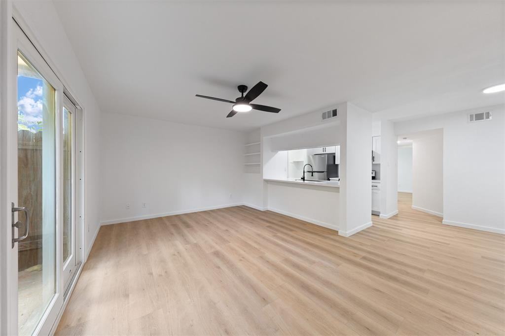 815 Lyle West Ave #C - Photo 2 of 15