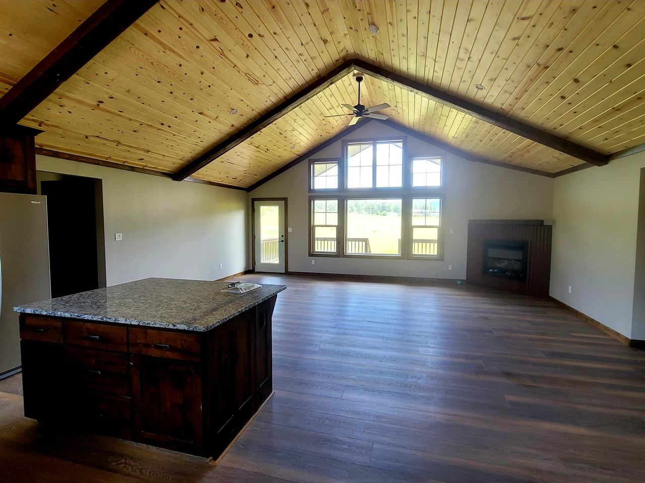 401 Alpine Dr #A - Photo 3 of 50