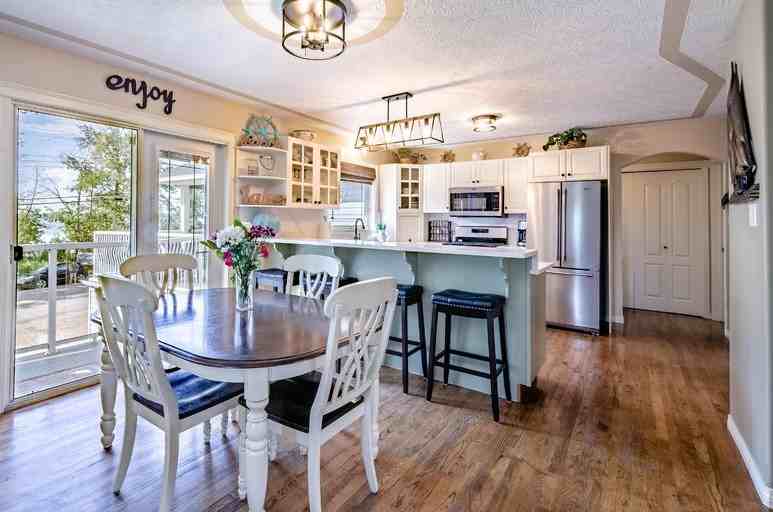 3 Jarvis Bay Dr #LAKE - Photo 2 of 30