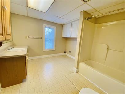 215 1/2 Harrison Ave - Photo 2 of 5