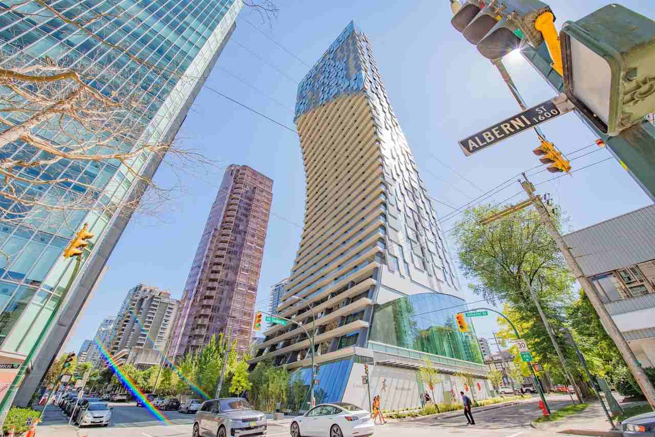 1568 Alberni Street #907