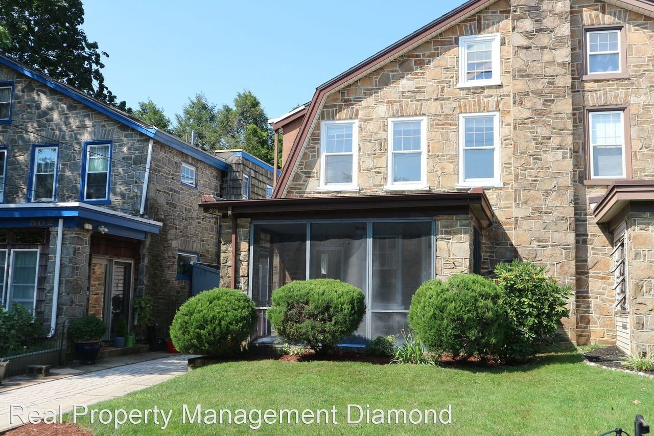 804 W. 24th Street - Photo 2 of 21