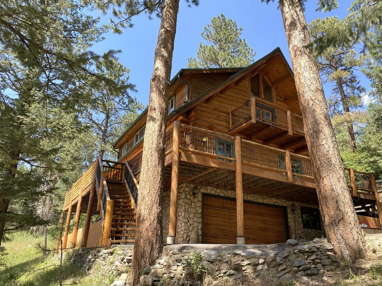 4660 Independence Trl - Photo 3 of 37