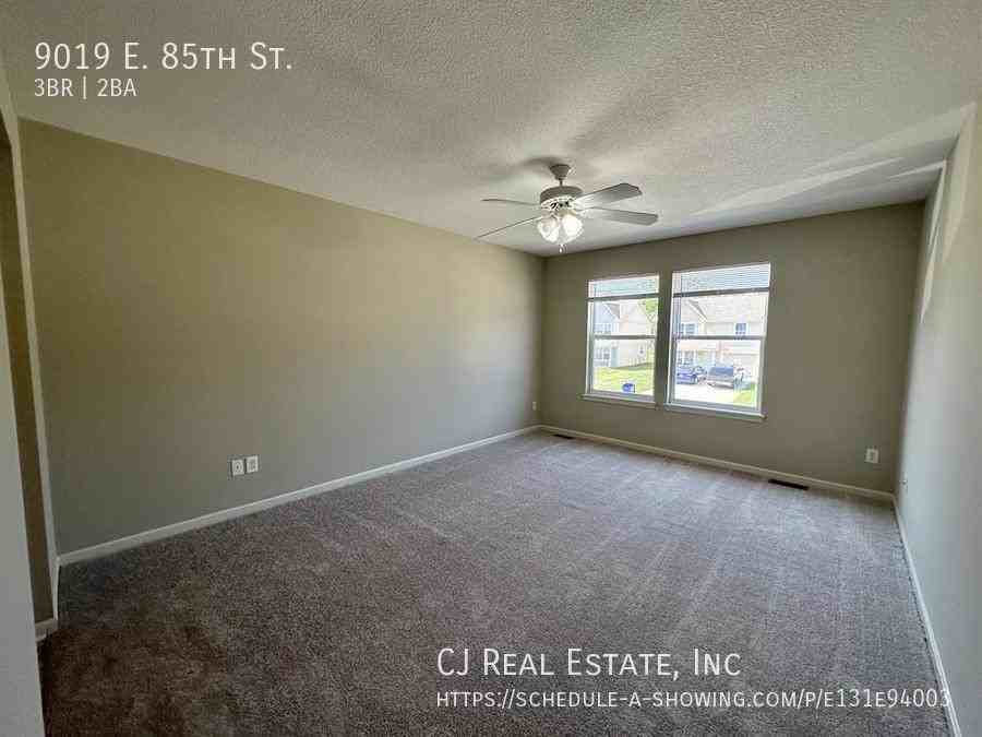 9019 E 85th St - Photo 6 of 11