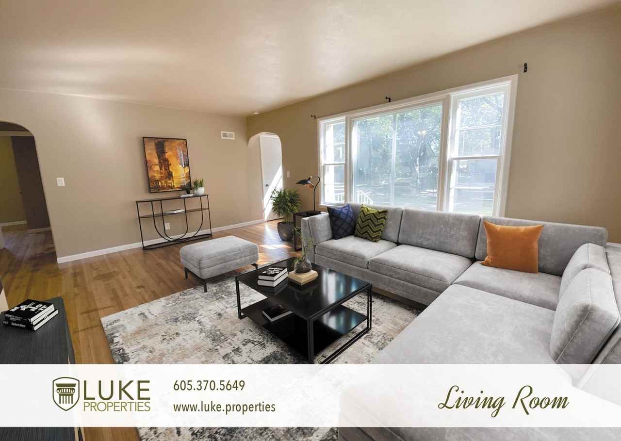 409 N Jessica Ave - Photo 4 of 12