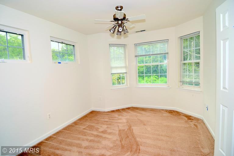 605 Tebbston Dr - Photo 3 of 18