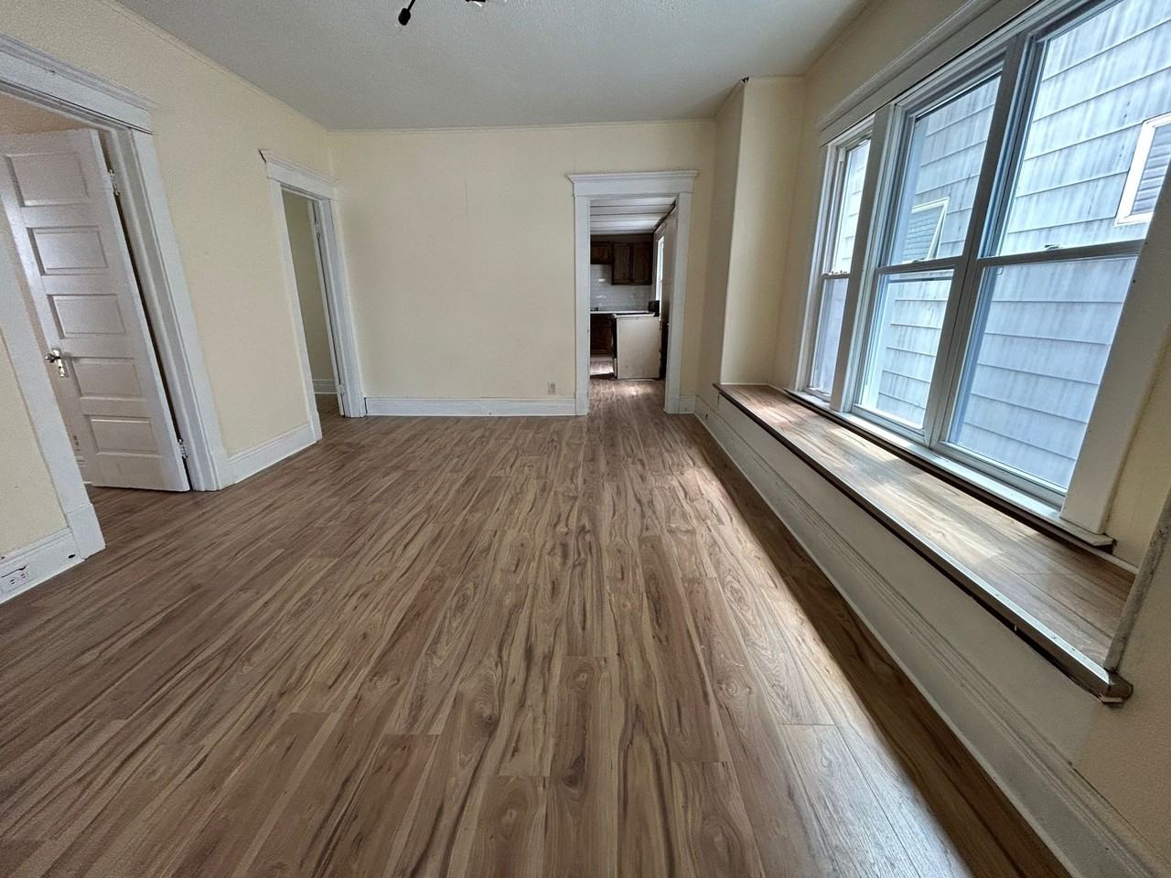 77 Domedion Ave - Photo 3 of 13