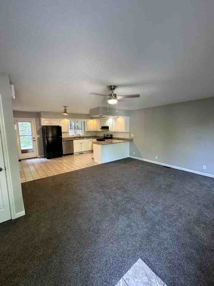 119 Lancelot Ct #26 - Photo 3 of 15