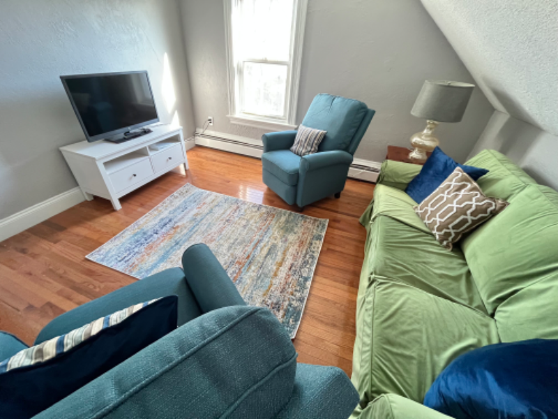 11 Seventh St - Photo 2 of 12