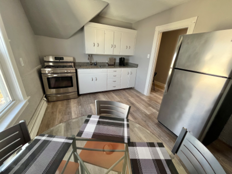 11 Seventh St - Photo 3 of 12