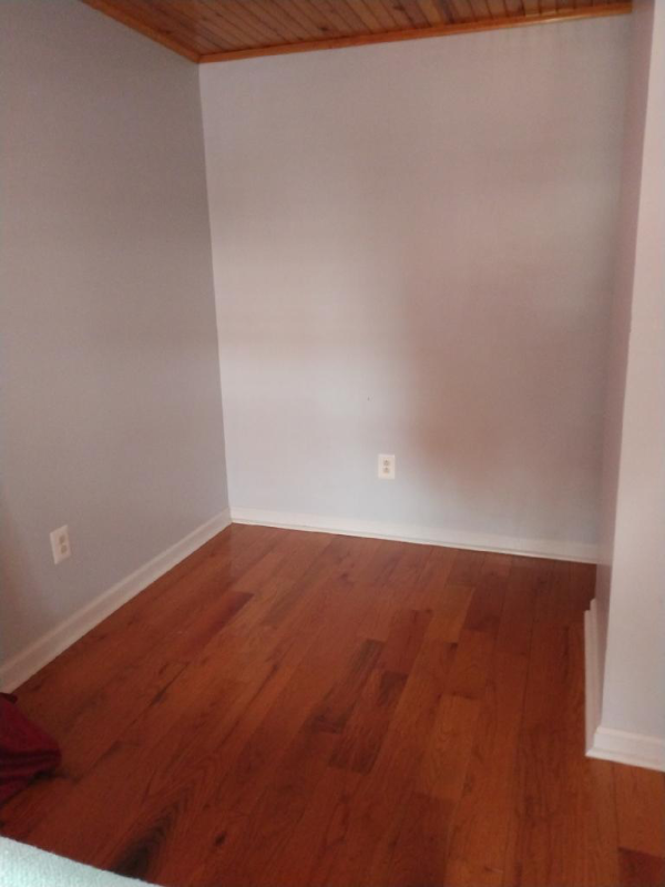 273 E Columbia St - Photo 2 of 4