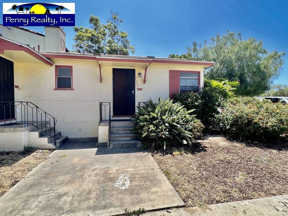 2826 Juan St - Photo 2 of 14