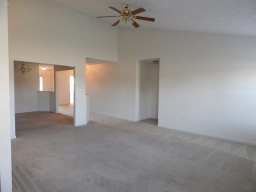 145 N Glen Oak Dr - Photo 2 of 14