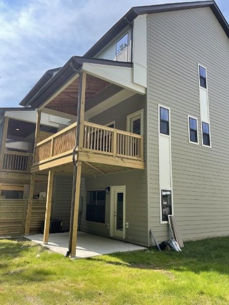 217 Stonecrest Drive #1 - Photo 3 of 16