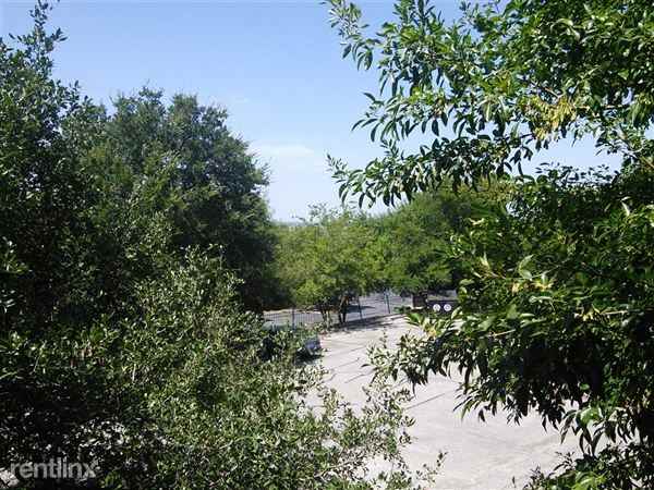 4500 E Oltorf St - Photo 2 of 6