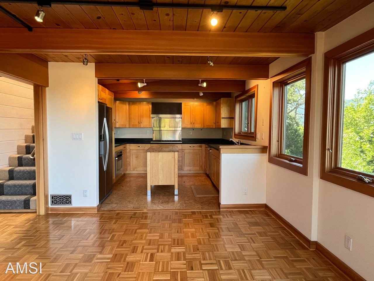 1100 Western Ave - Photo 3 of 28