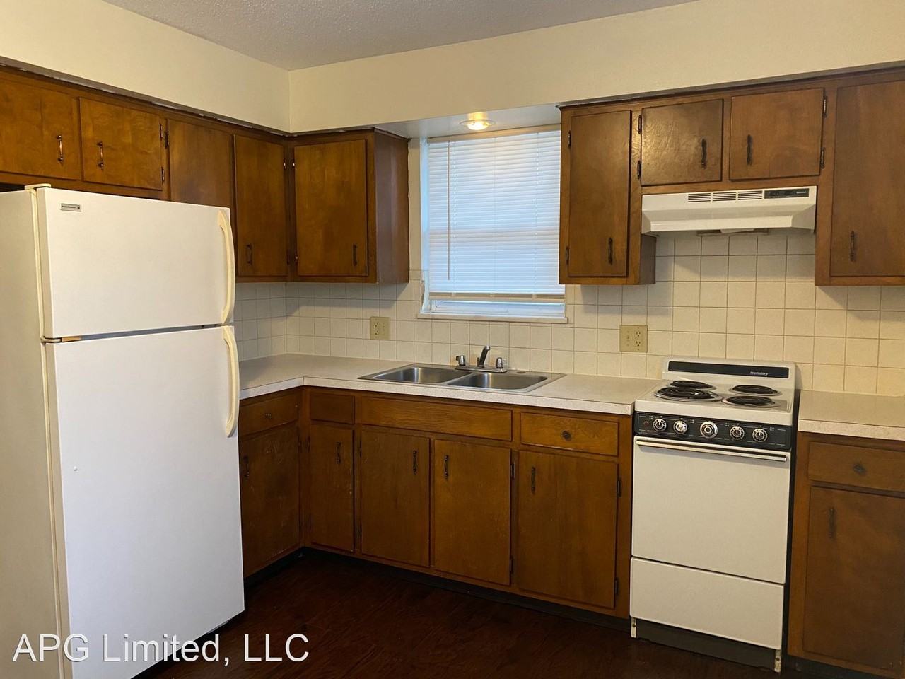 801 North St - Photo 3 of 7