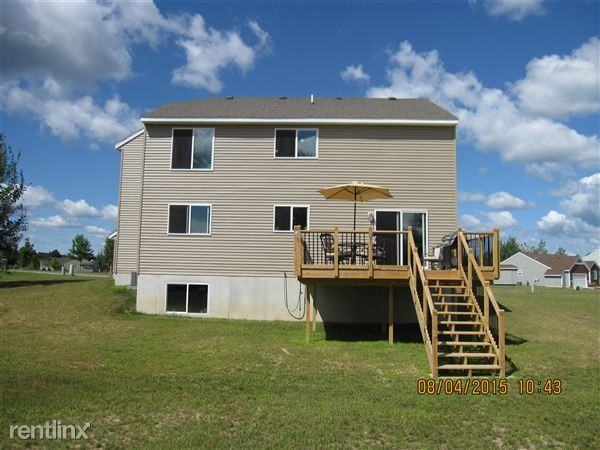 9380 Stone View Dr NE - Photo 2 of 14