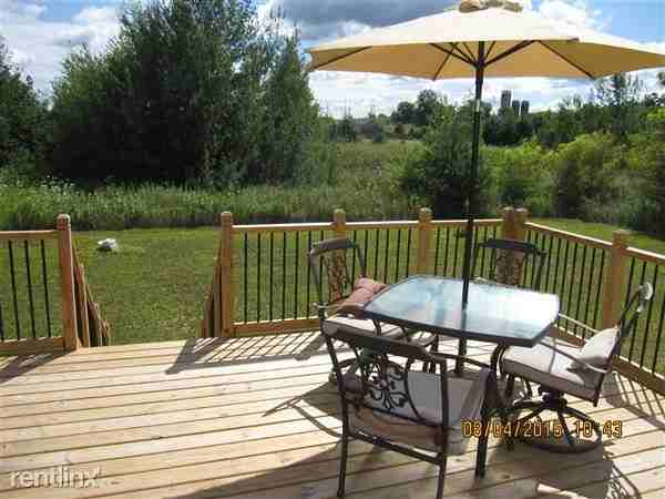 9380 Stone View Dr NE - Photo 3 of 14