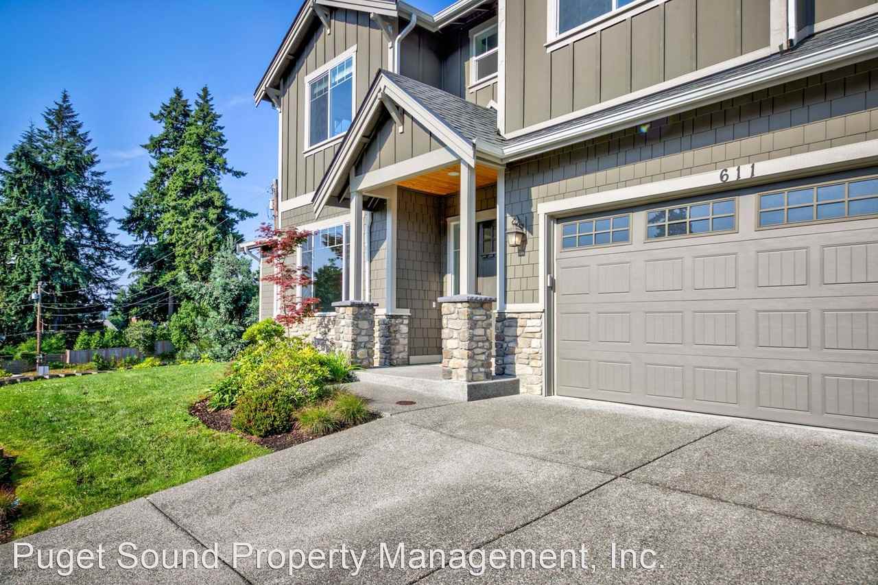 611 Landmark Ct Ne - Photo 3 of 43