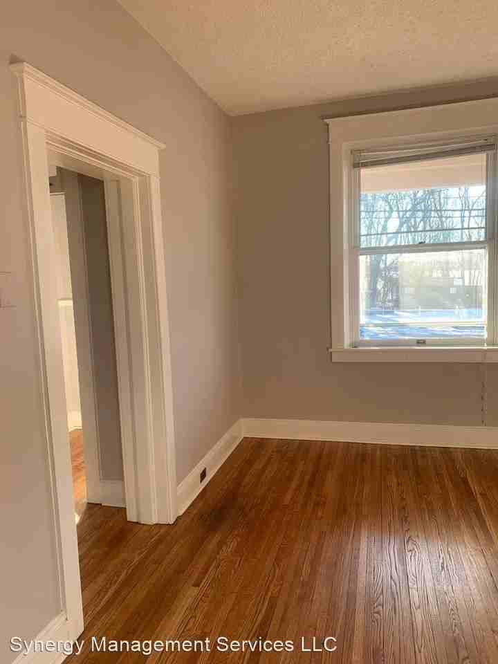 17844 Virginia Avenue - Photo 3 of 24