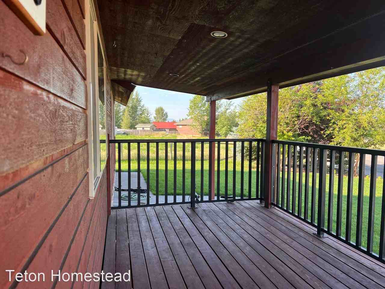 780 Buffalo Trl - Photo 3 of 30