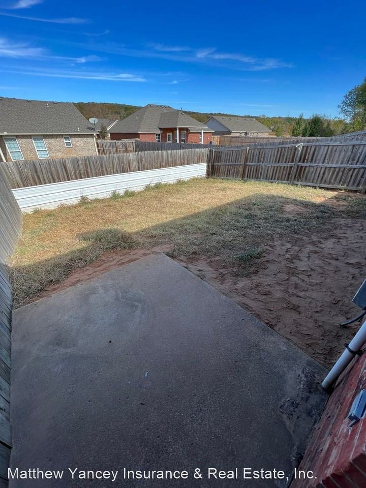 2008 Plum Creek - Photo 3 of 13