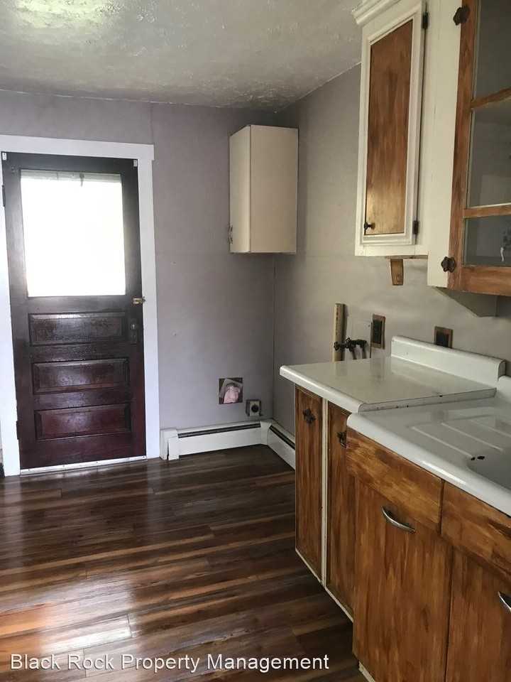 140 W Patterson St - Photo 2 of 8