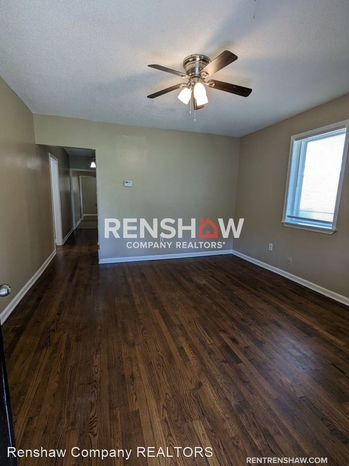 362 Hewlett Rd - Photo 3 of 15