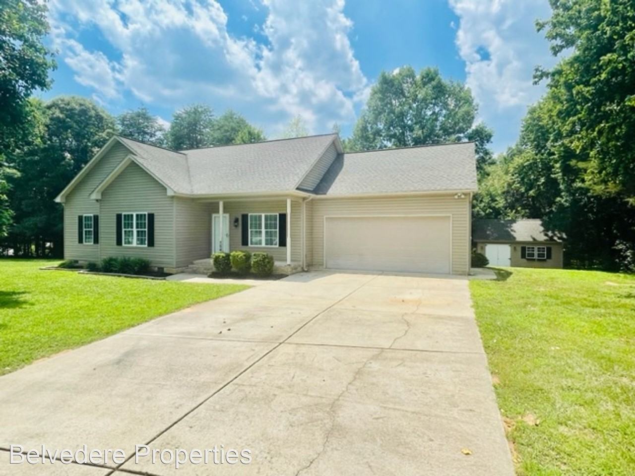 7541 Strawberry Rd - Photo 2 of 36